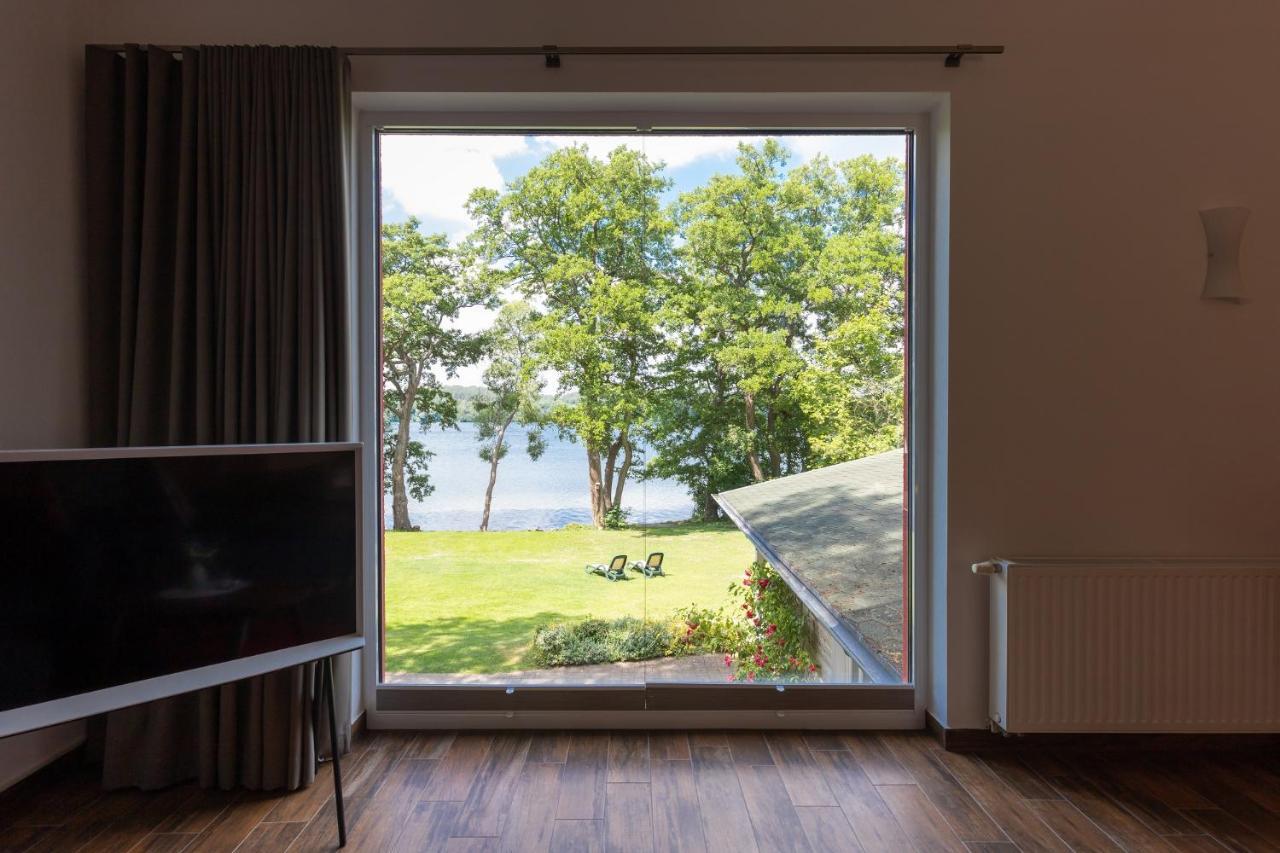 Seehotel Lindenhof Lychen Buitenkant foto