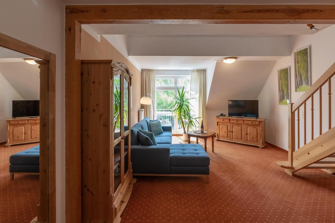 Seehotel Lindenhof Lychen Buitenkant foto