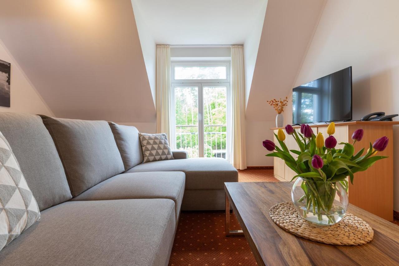 Seehotel Lindenhof Lychen Buitenkant foto