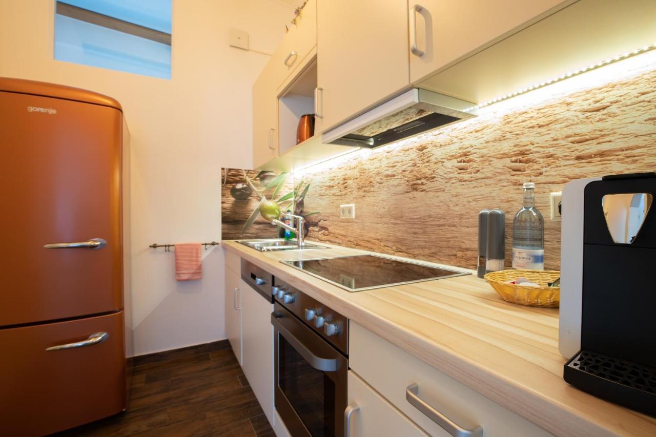 Seehotel Lindenhof Lychen Buitenkant foto