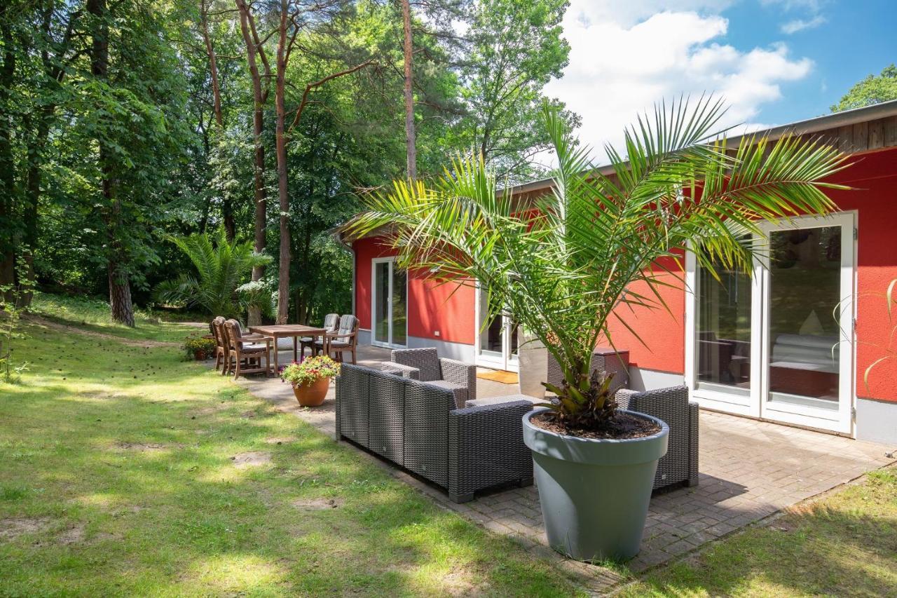 Seehotel Lindenhof Lychen Buitenkant foto