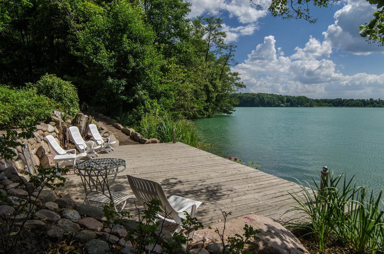 Seehotel Lindenhof Lychen Buitenkant foto