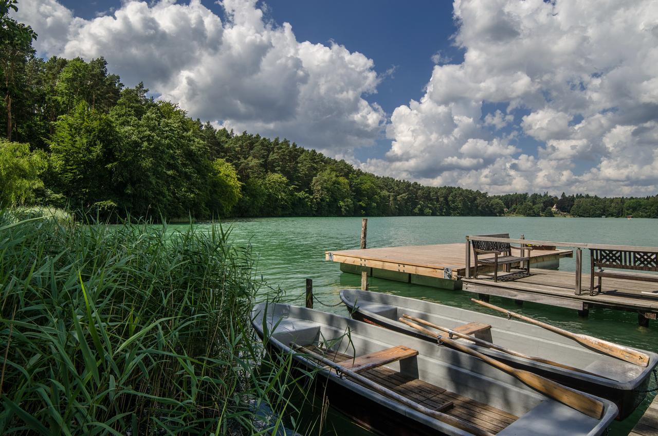 Seehotel Lindenhof Lychen Buitenkant foto